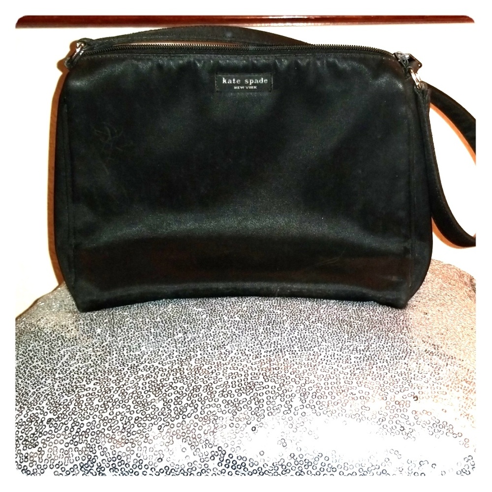 Nylon Kate Spade purse *classic look*
